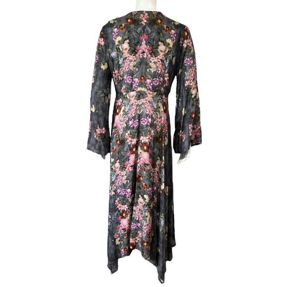 Feathers by Tolani Maxi Dress Sz M Clara Garden Floral Cement Gray Boho - Picture 14 of 15